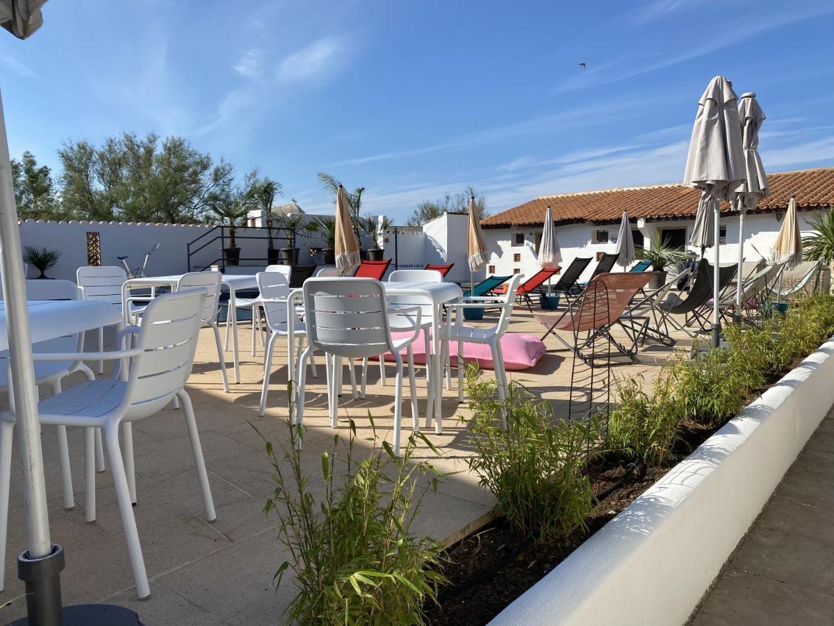 Hotel Du Pont Blanc Saintes-Maries-de-la-Mer Buitenkant foto