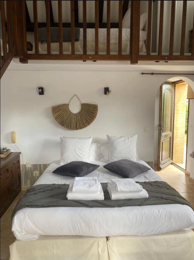 Hotel Du Pont Blanc Saintes-Maries-de-la-Mer Buitenkant foto