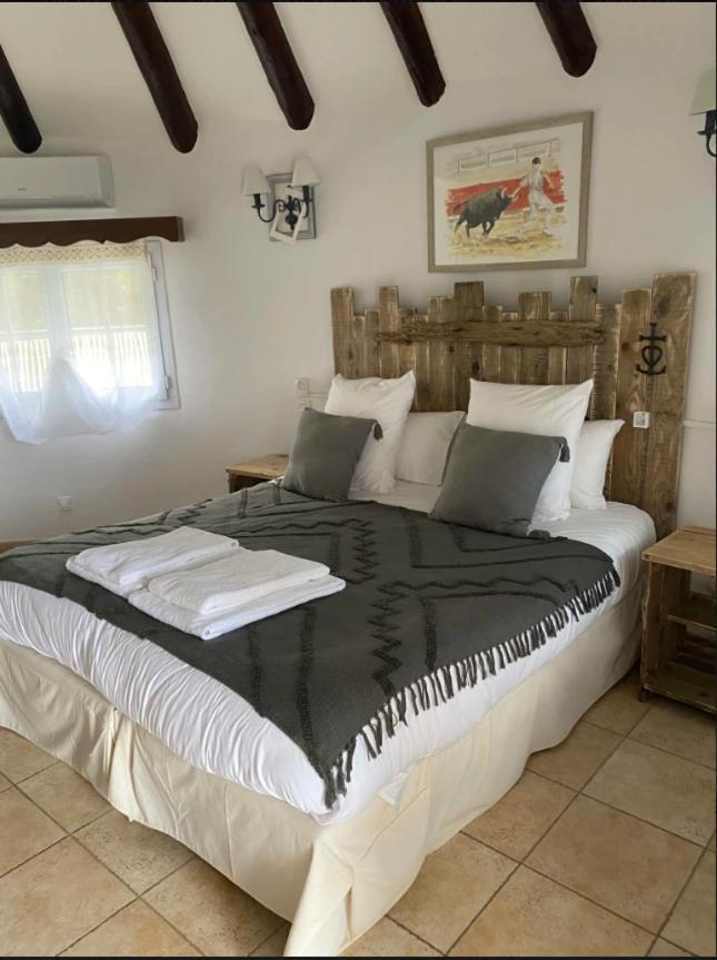 Hotel Du Pont Blanc Saintes-Maries-de-la-Mer Buitenkant foto